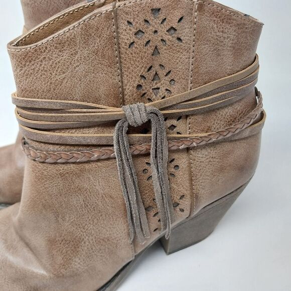 MAURICE'S BOOTS. BROWN. SIZE 9.5M. - Picture 2 of 16